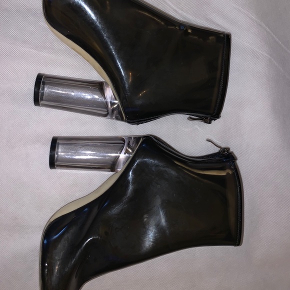 🎈🎊🔥HOST PICK🎉🚨🎈Pre Loved clear plastic ankle boots clear heel🔥 - Picture 6 of 16